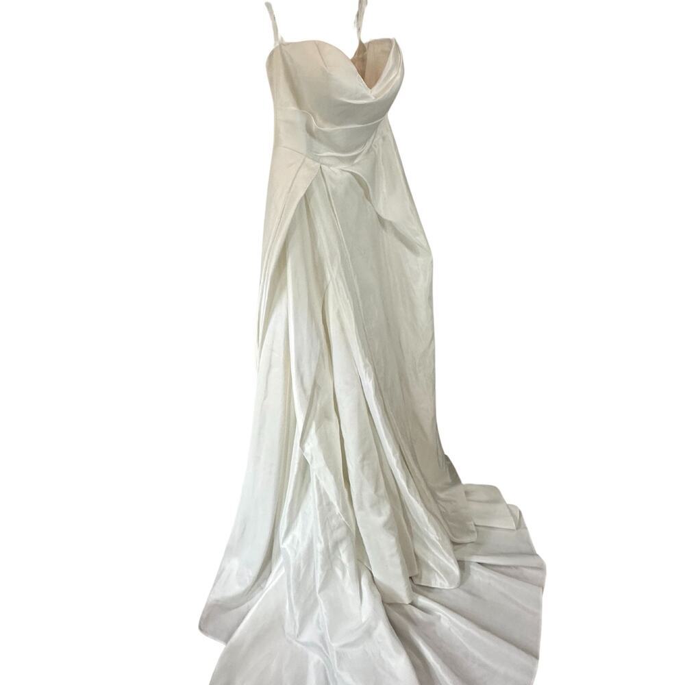 Lulus “Lifetime of Love” White Satin Strapless A-Line Gown - Size 8 – NWOT💍✨ - Picture 5 of 11